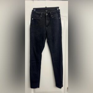 Women’s Black Skinny Highwaisted Denim Jeans